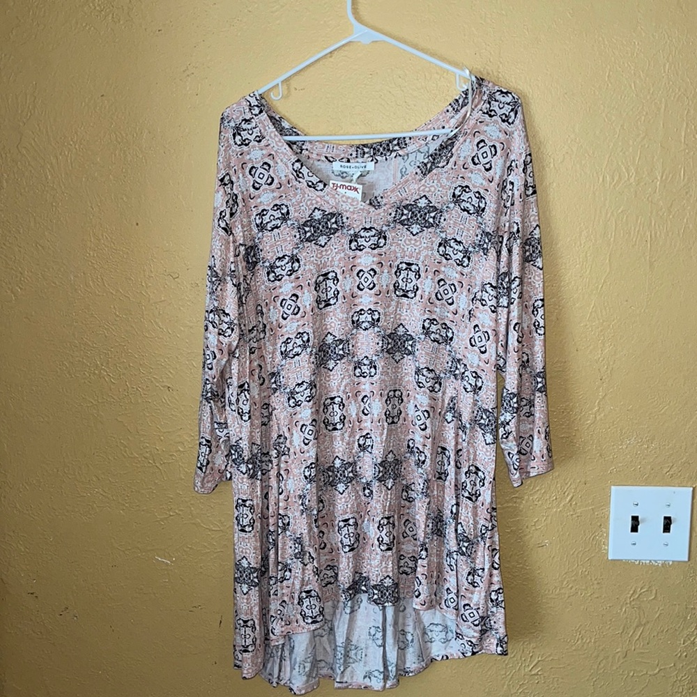 Pink flowy shirt